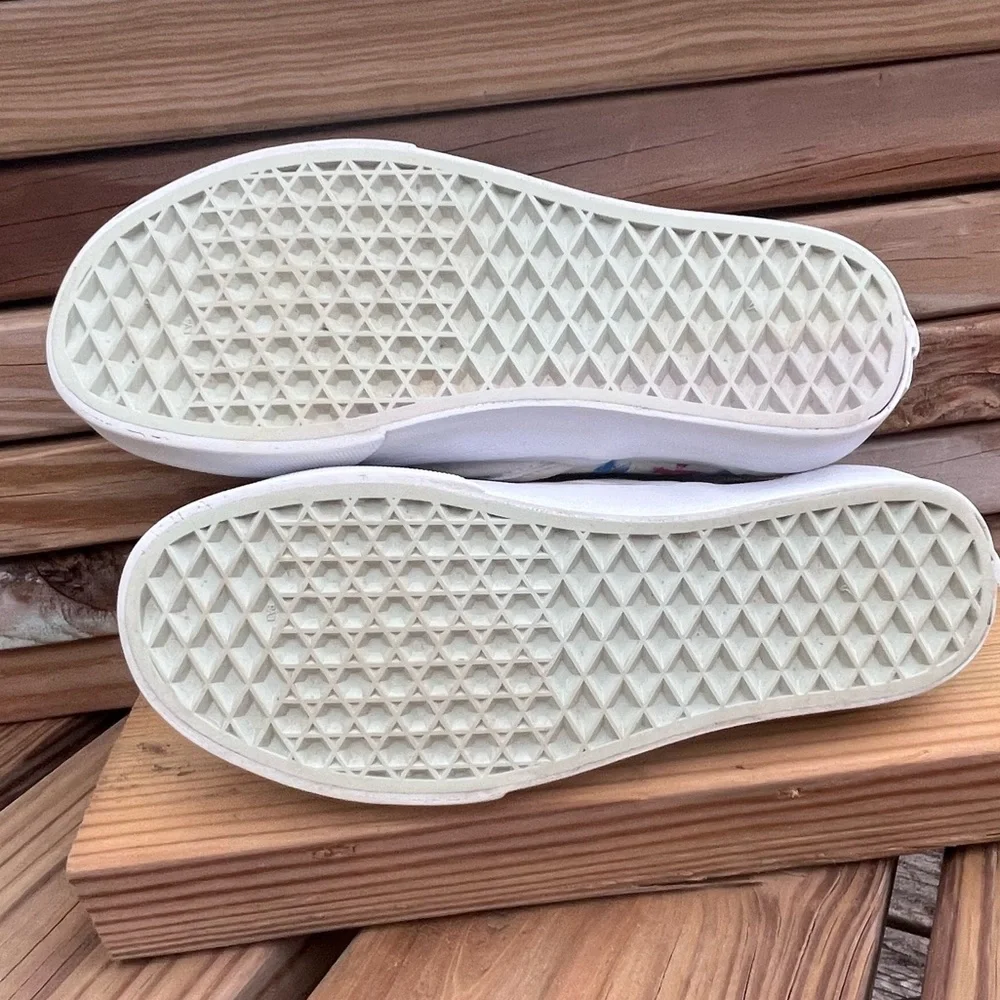 - Vans Sz 5.5 Handpainted Slip-On Sneakers! EUC!